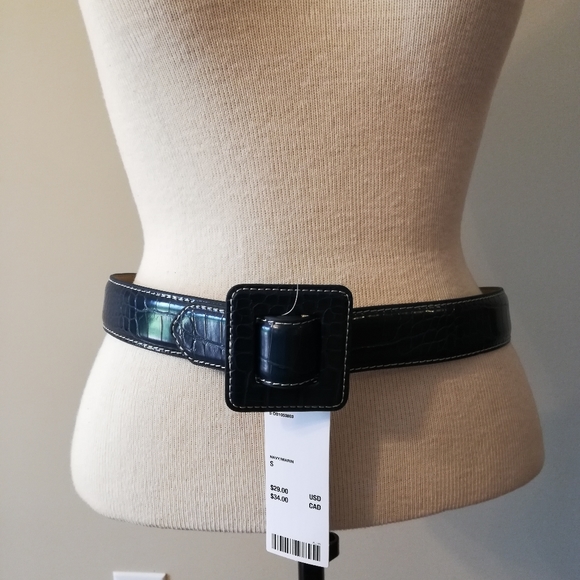 Urban Outfitters Accessories - NWT Urban Outfitters Blue Belt